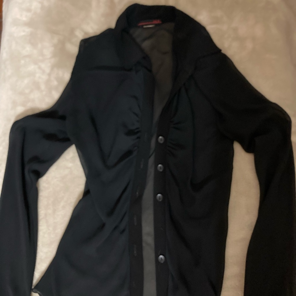 Women’s blouse , brand LVL X, size small worn once, good condition.